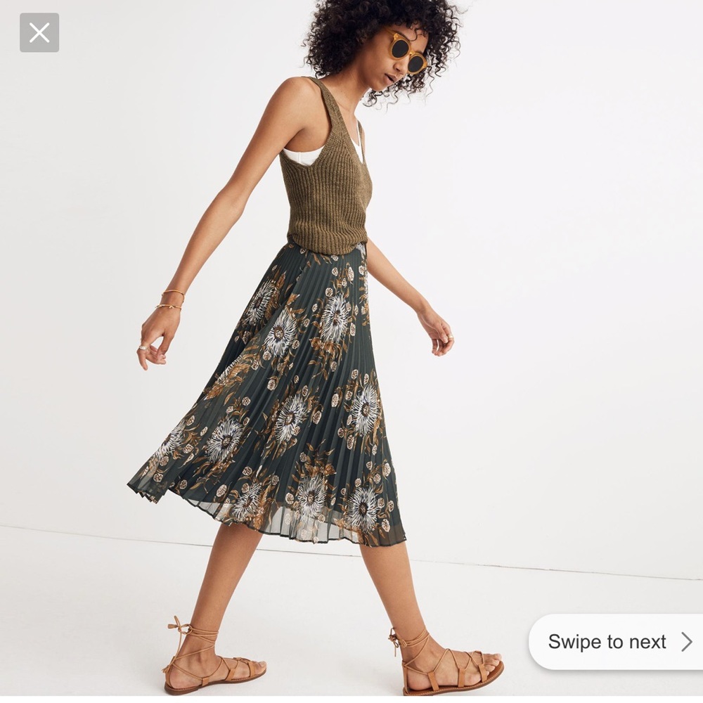 Madewell Pleated Midi Skirt in Painted Blooms